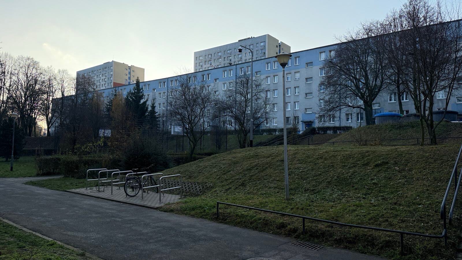 Przestronne mieszkanie z potencjałem - Poznań osiedle Kosmonautów — zdjęcie 17